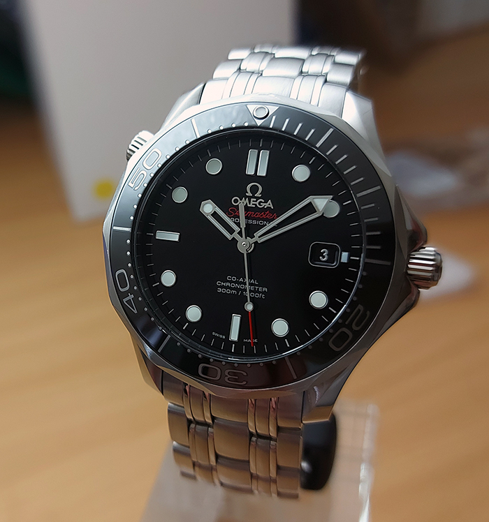 Omega Seamaster Professional Men's Co-Axial Black Wristwatch Ref. 212.30.41.20.01.003